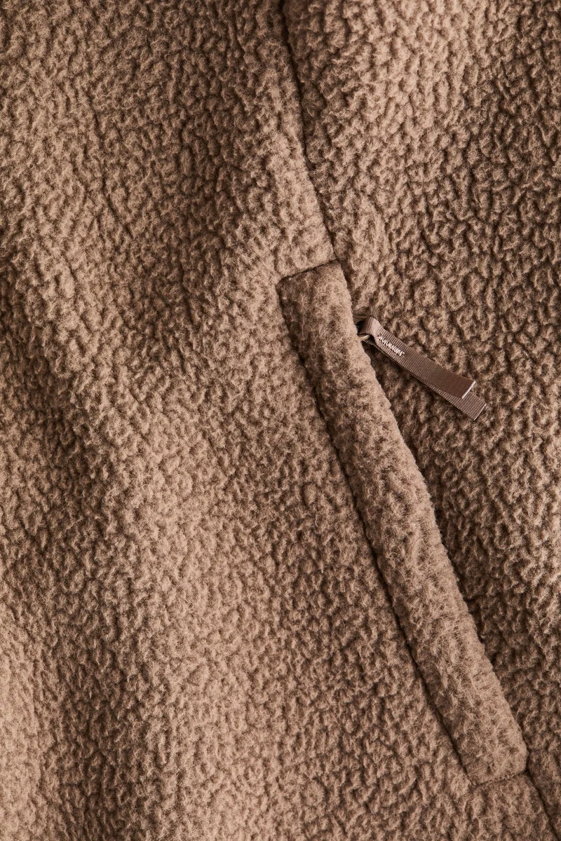 اتش اند ام جاكيت رياضي من التيدي